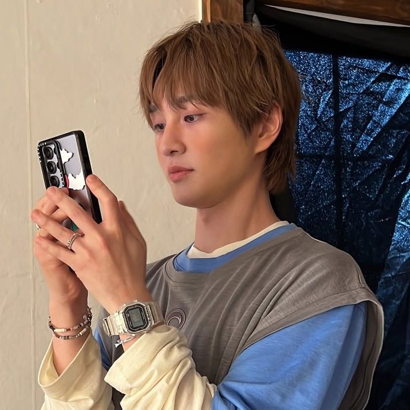 温流 (SHINee)的最新活动照片