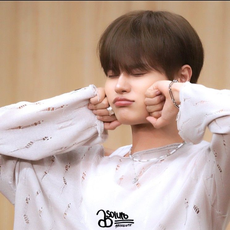 Recent activity shot of Lee Daehwi (AB6IX)