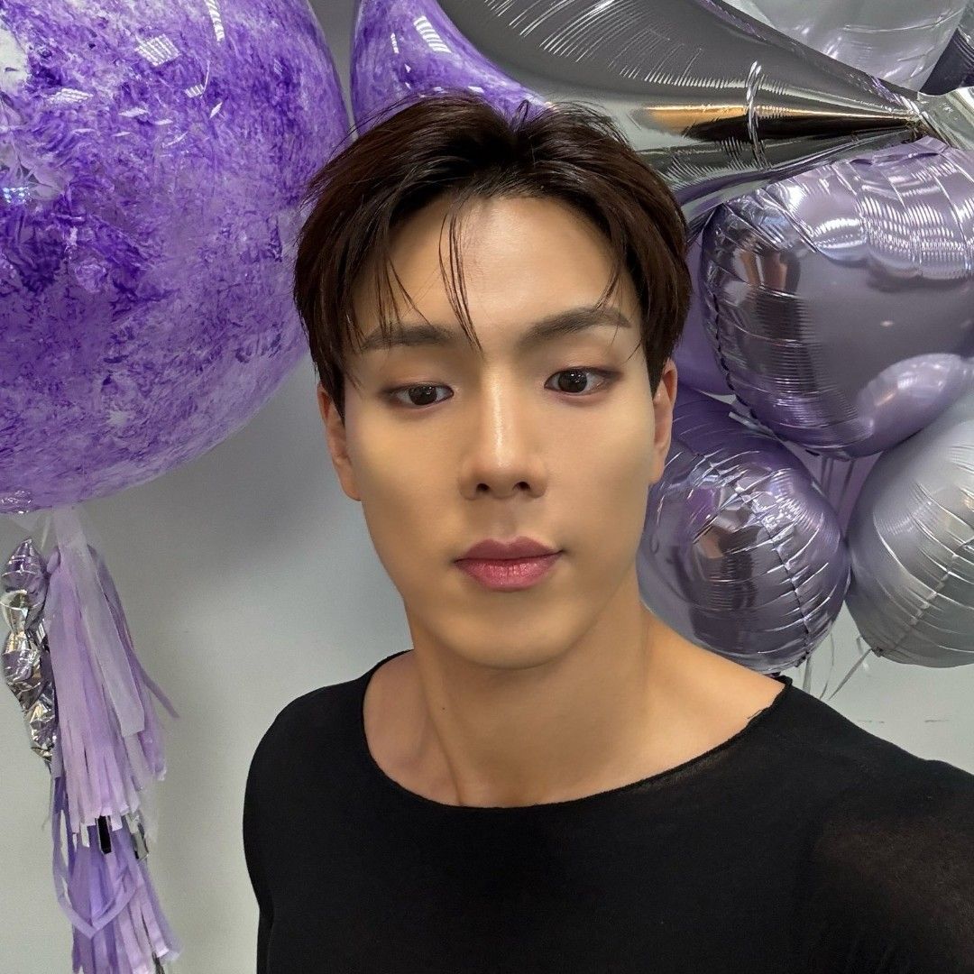 Momen yang diabadikan oleh penggemar Shownu (MONSTA X)