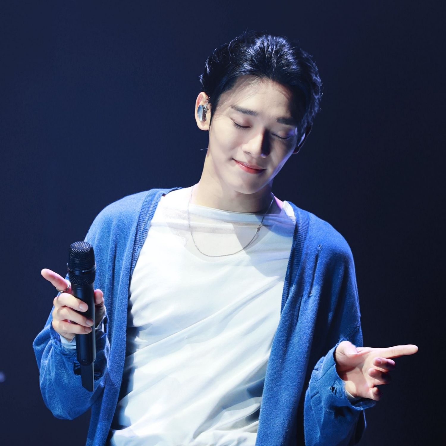 A moment captured by Chen (EXO)'s fan