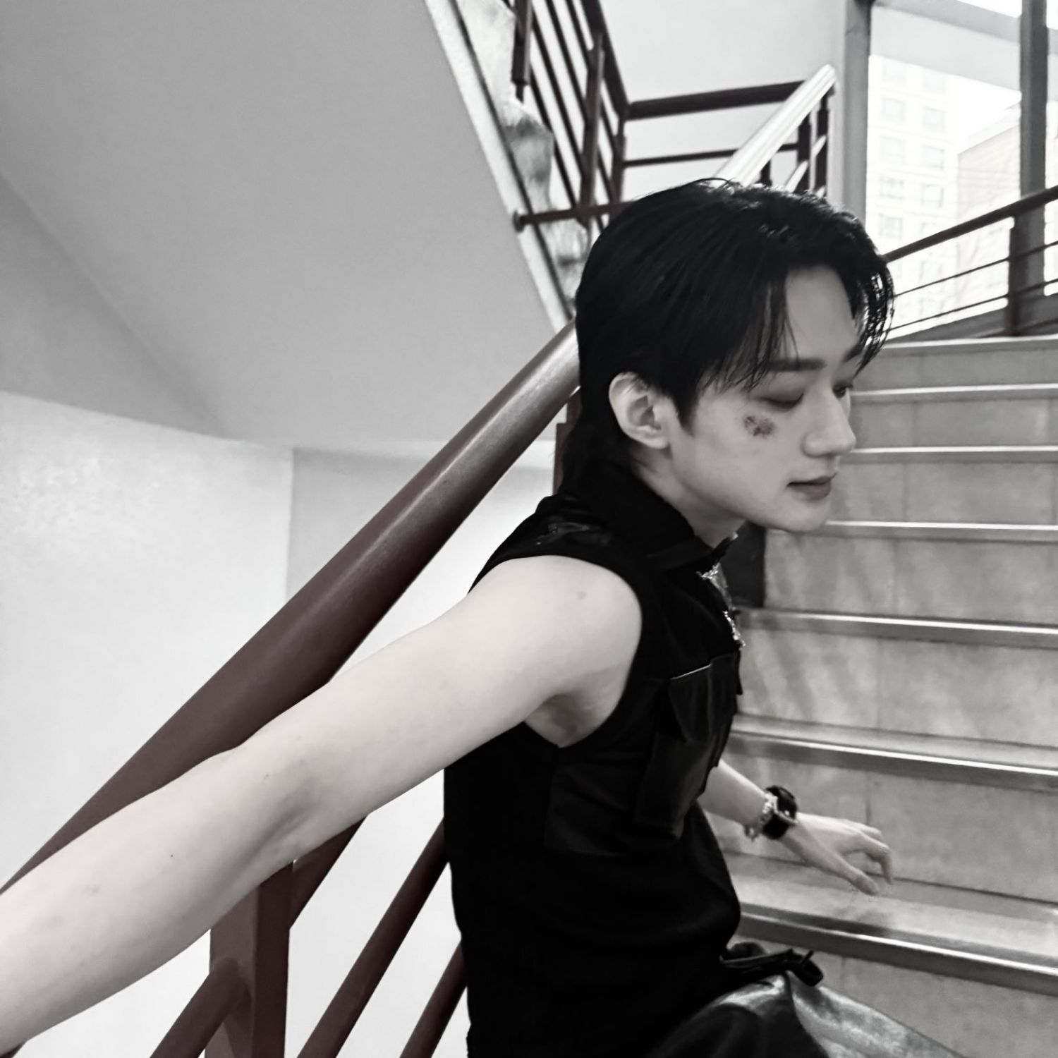 Recent activity shot of VERIVERY