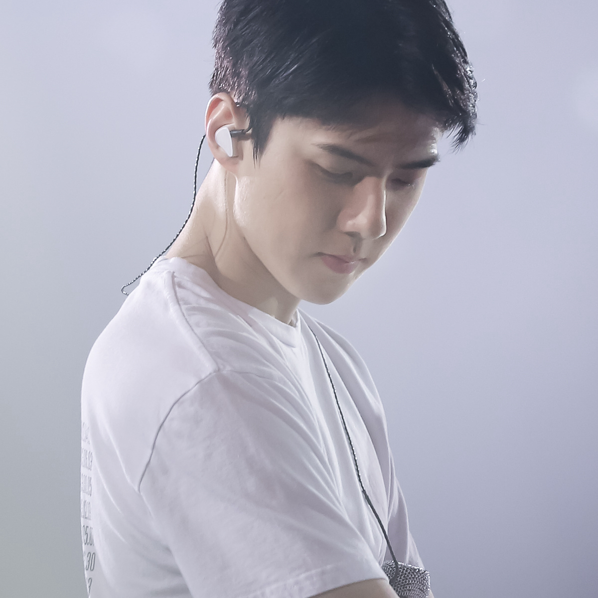 Behind-the-scenes cut of Sehun (EXO)