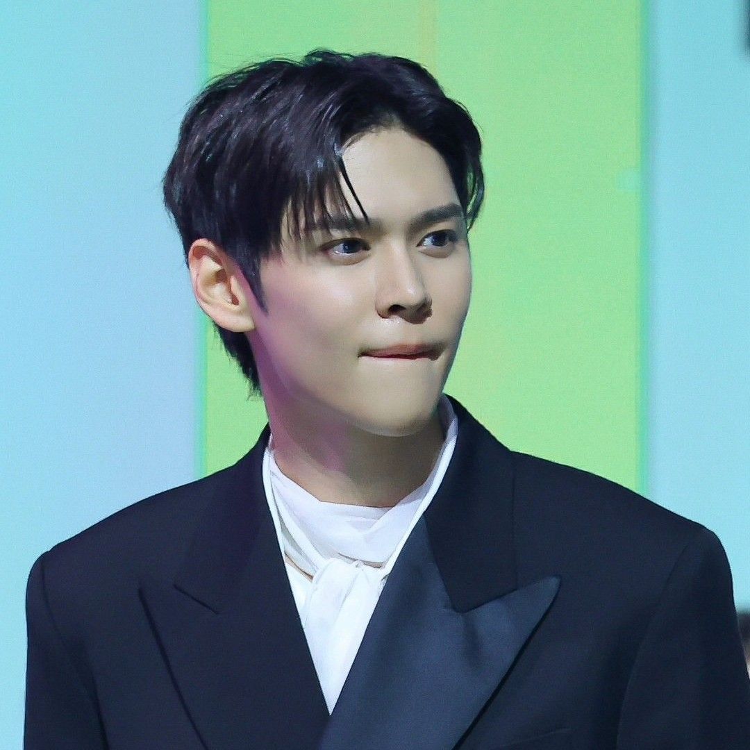 Behind-the-scenes cut of RIIZE