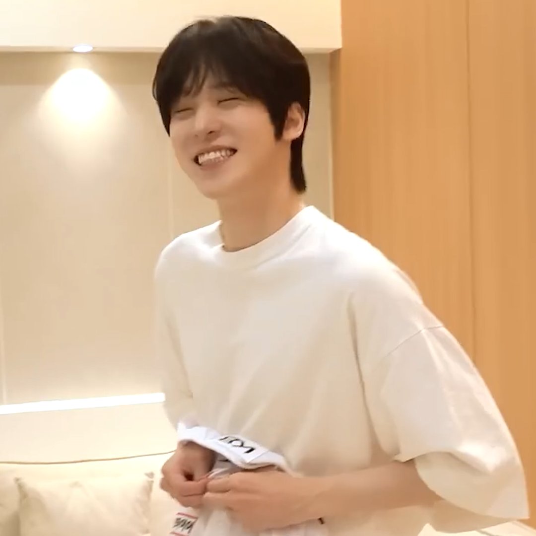 Recent activity shot of Yunho (ATEEZ)