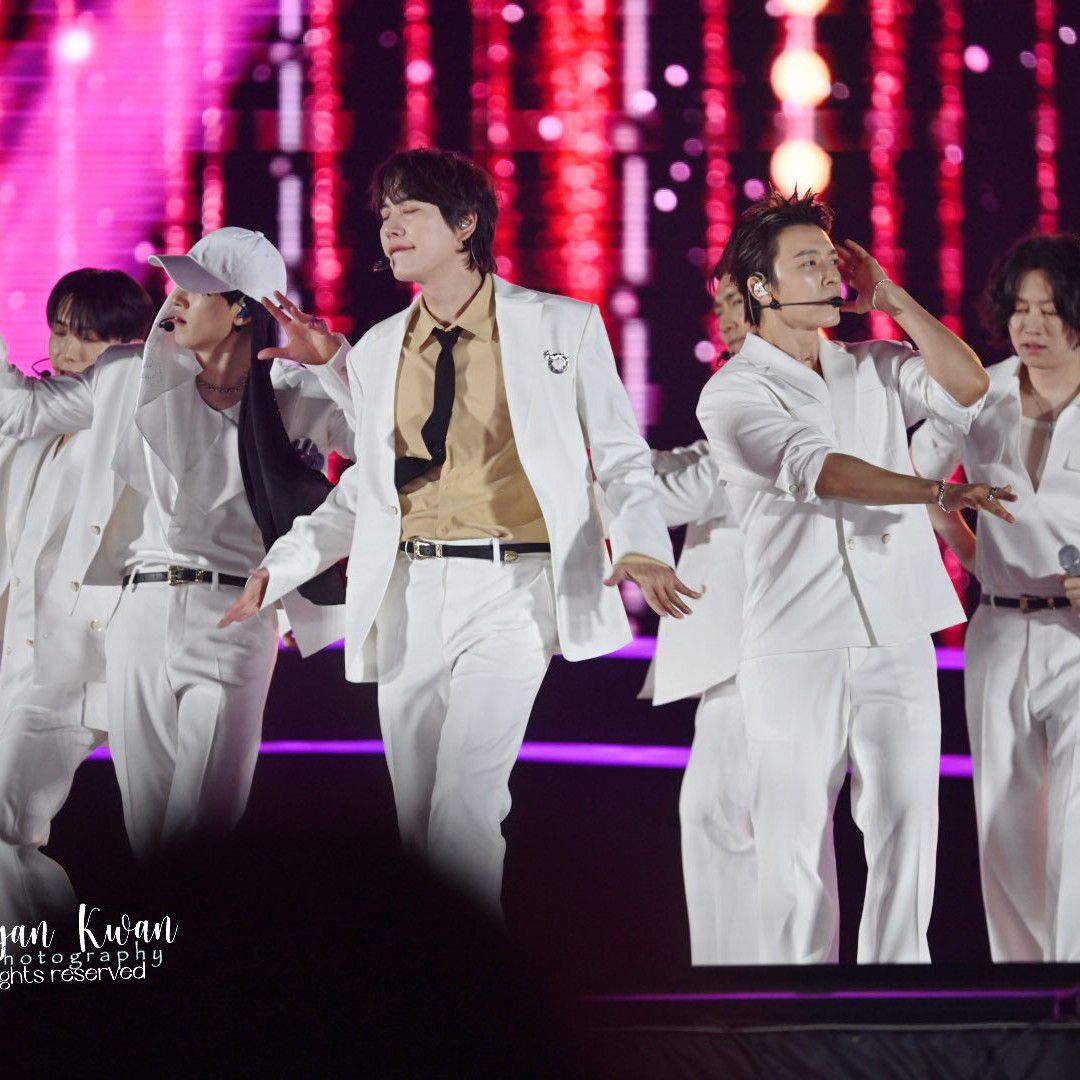 A moment captured by Yesung (Super Junior)'s fan