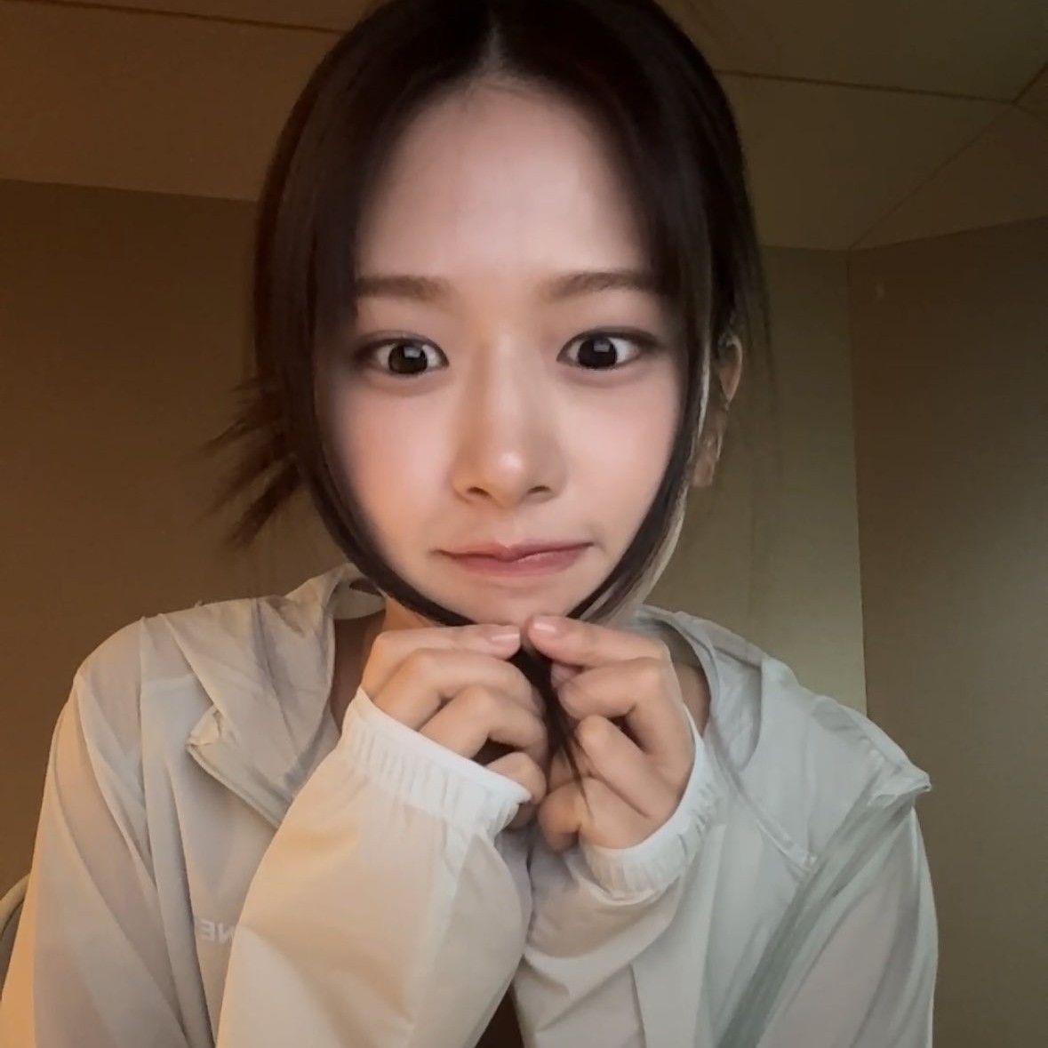 Latest photo of An Yujin (IVE)