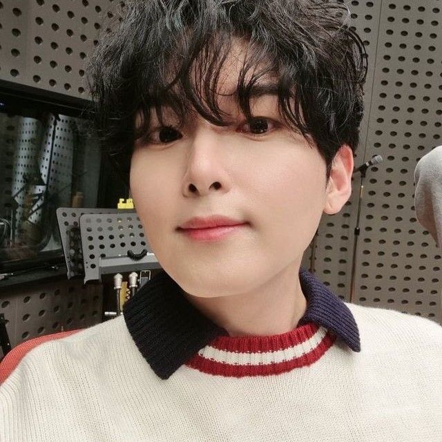 A moment captured by Ryeowook (Super Junior)'s fan