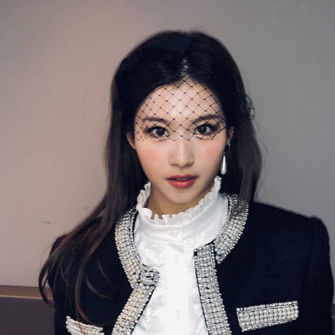 Latest photo of Sana (TWICE)