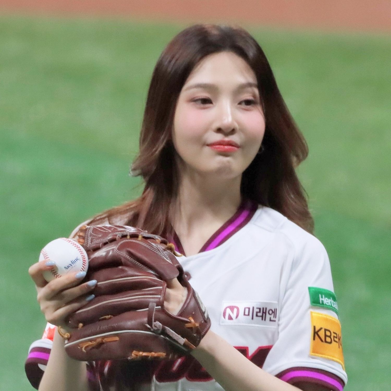 Latest photo of Joy (Red Velvet)