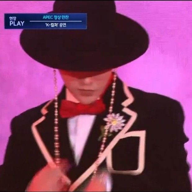 Foto terbaru G-DRAGON (BIGBANG)