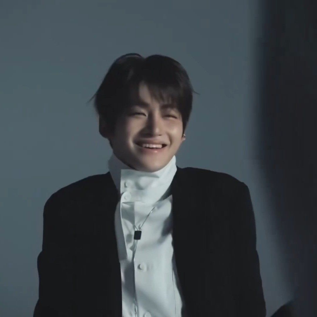 Foto aktivitas terbaru Jihoon (TWS)
