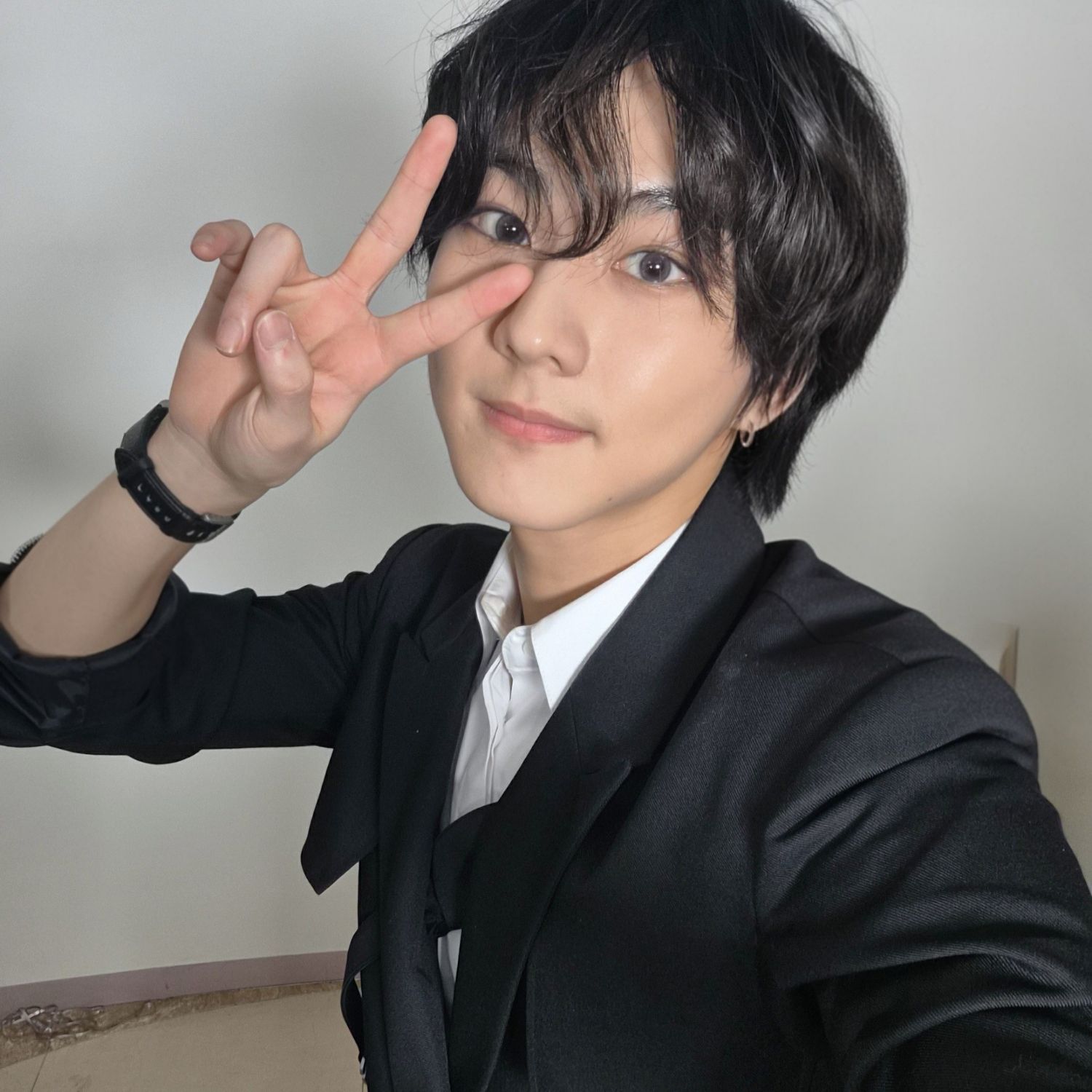 Behind-the-scenes cut of Jungwon (ENHYPEN)