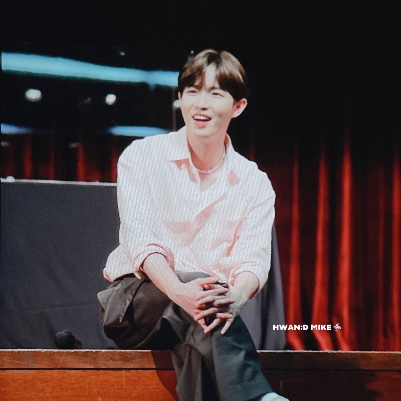 Behind-the-scenes cut of Kim Jaehwan
