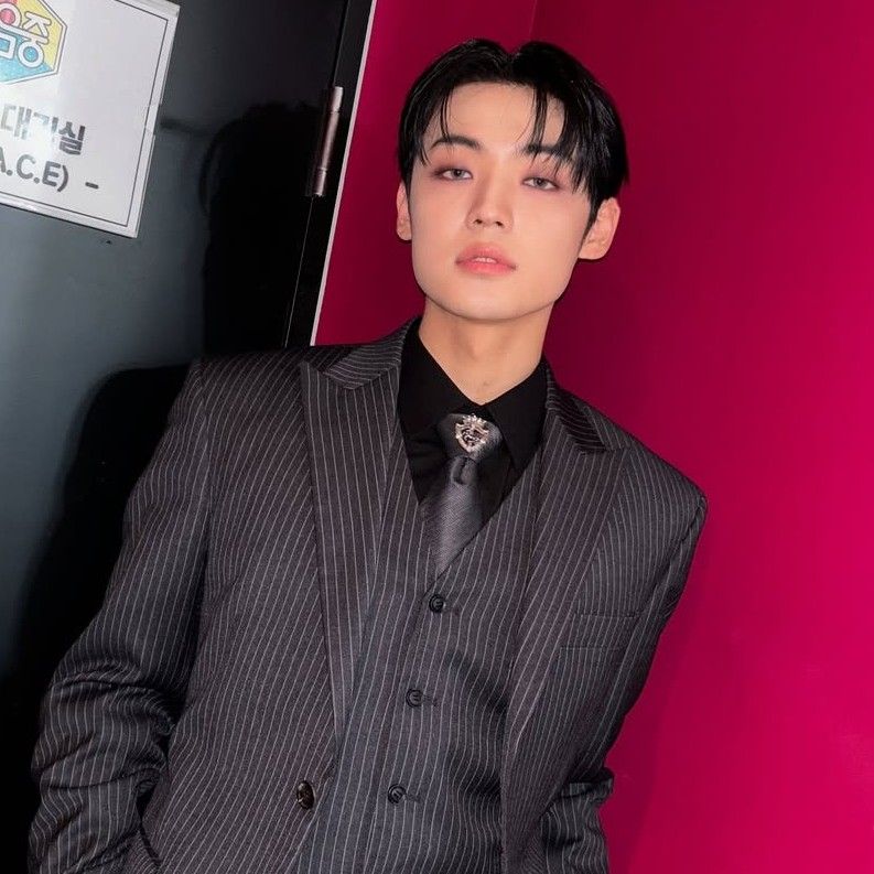 A moment captured by Chan (A.C.E)'s fan