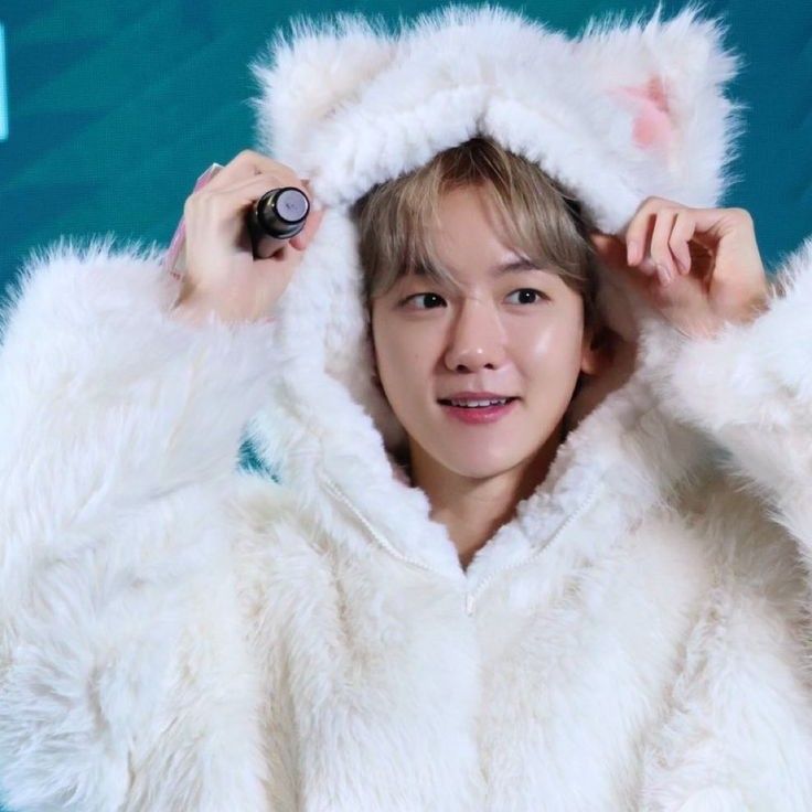 Behind-the-scenes cut of Baekhyun (EXO)