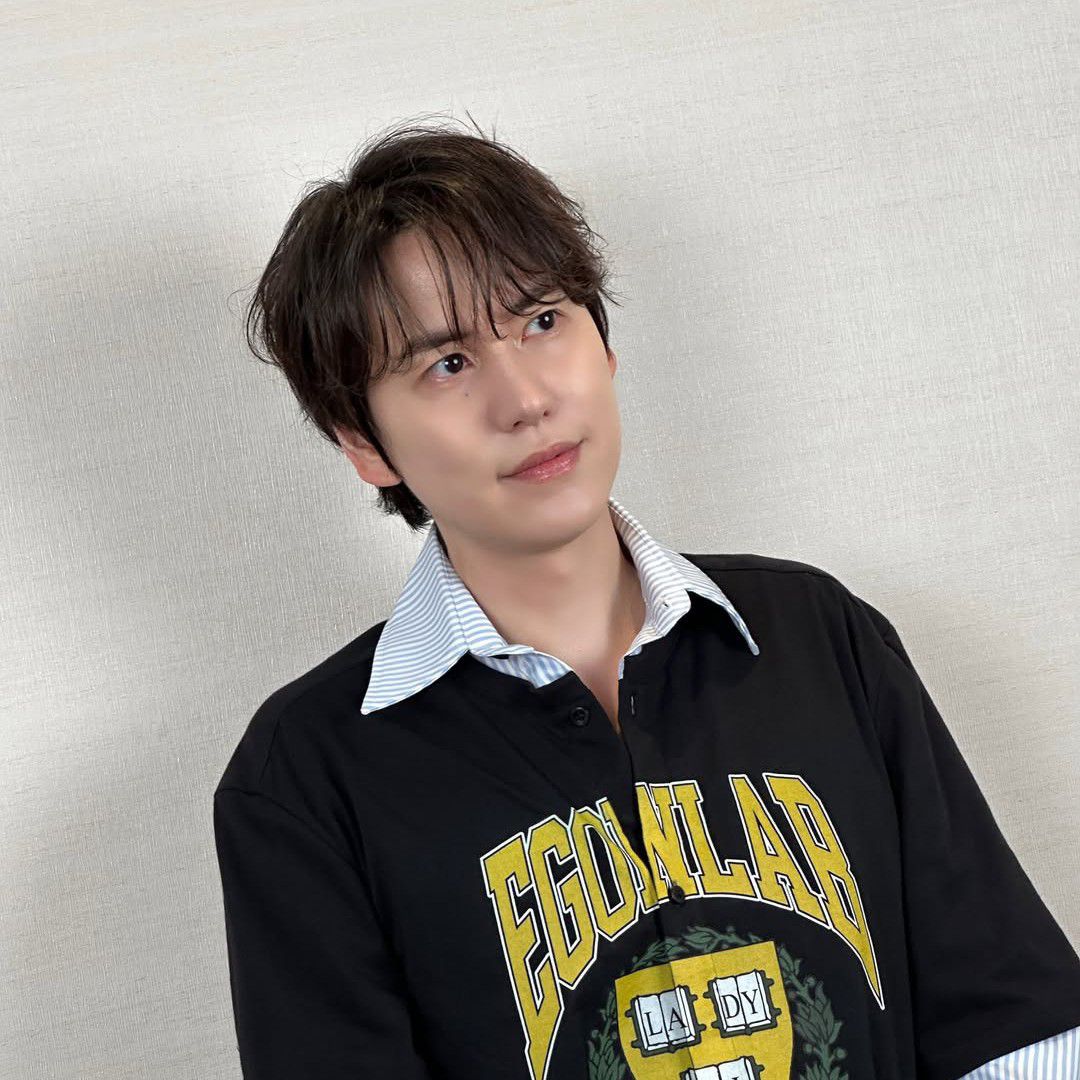 Behind-the-scenes cut of Kyuhyun (Super Junior)