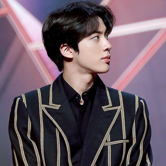 Potret di balik layar Jin (BTS)