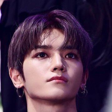 Trending idol content in the community