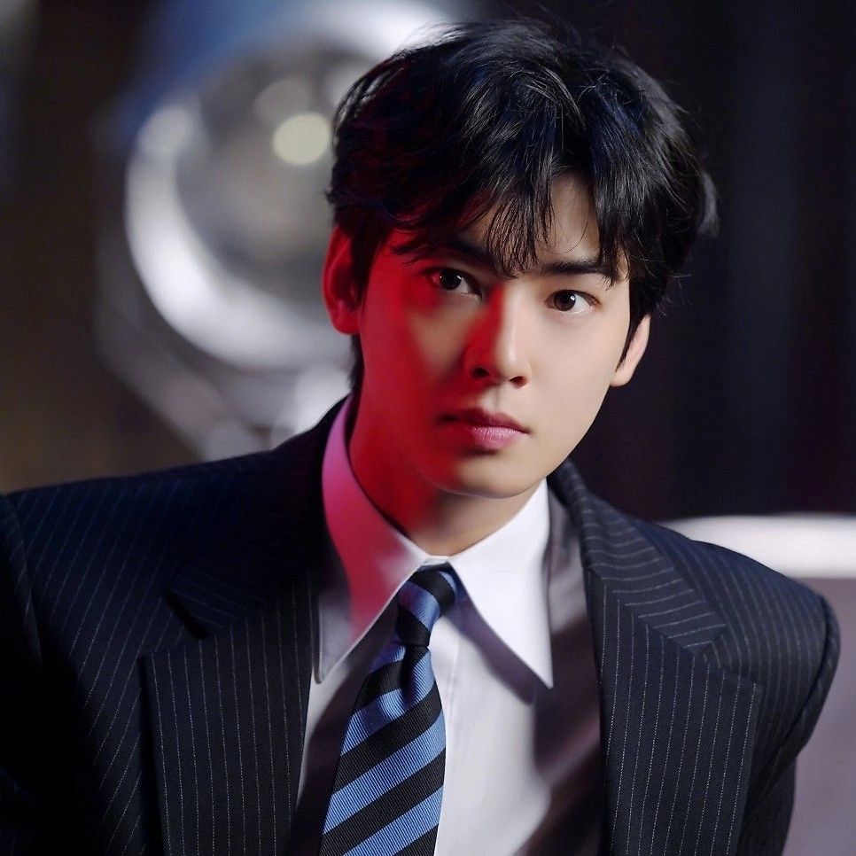 Latest photo of Eunwoo (ASTRO)