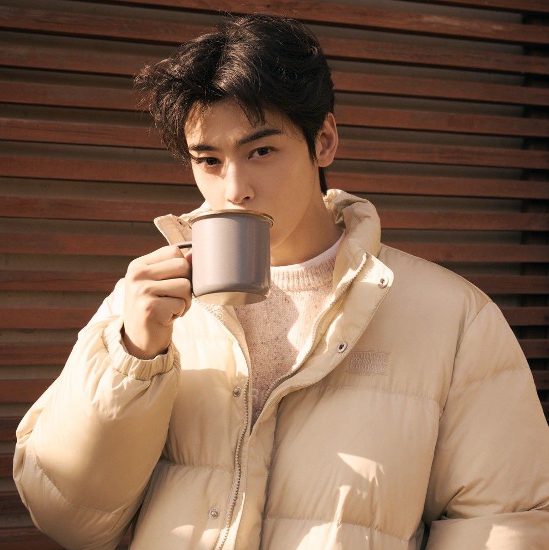 Potret di balik layar Eunwoo (ASTRO)