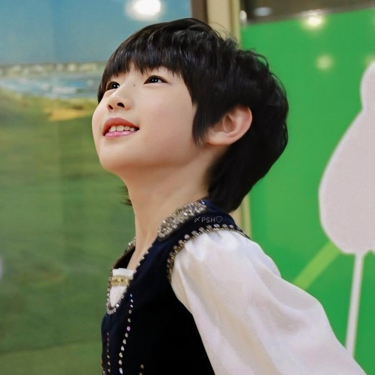 ソンフン (ENHYPEN)の最近の活動写真