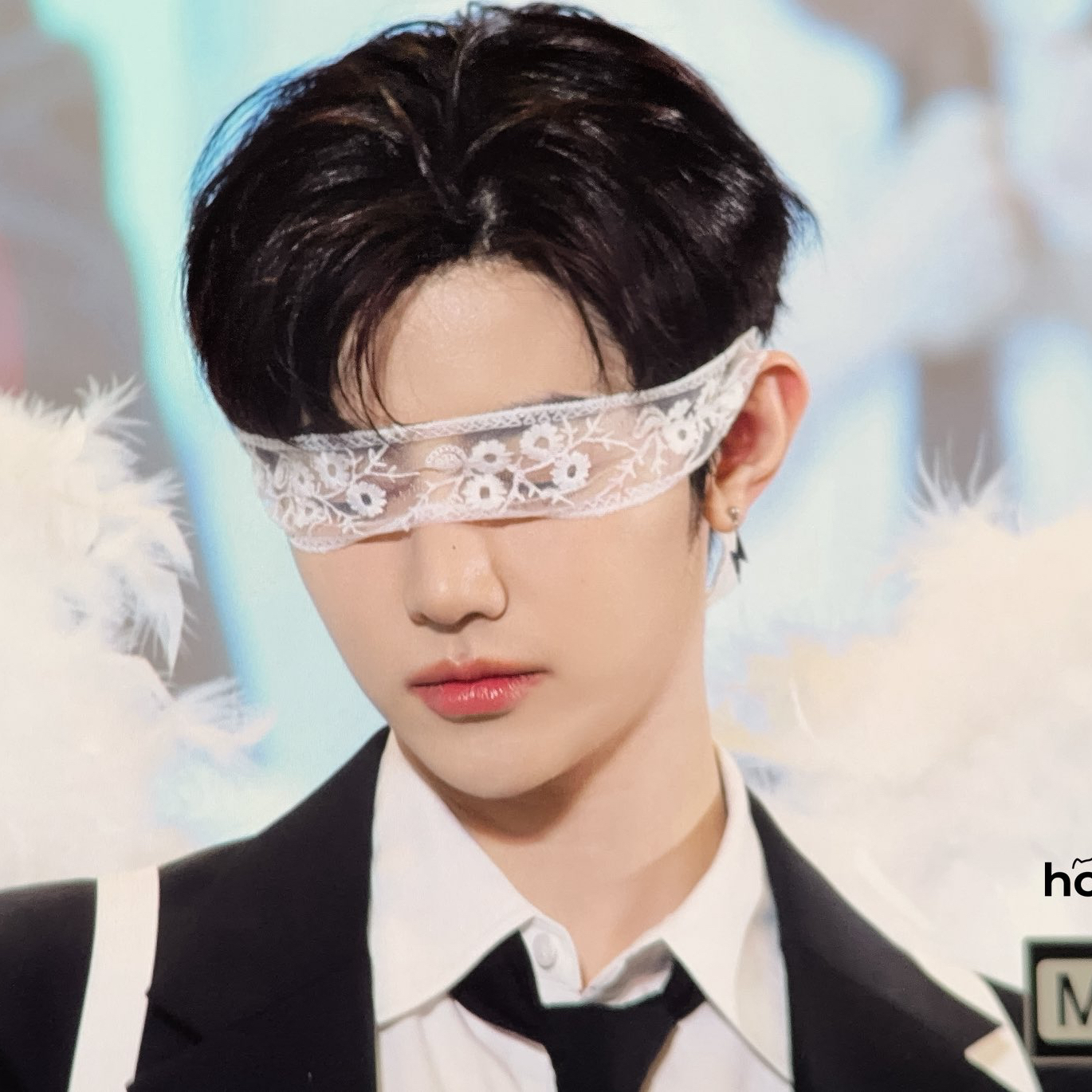 Behind-the-scenes cut of Zhang Hao (ZEROBASEONE)