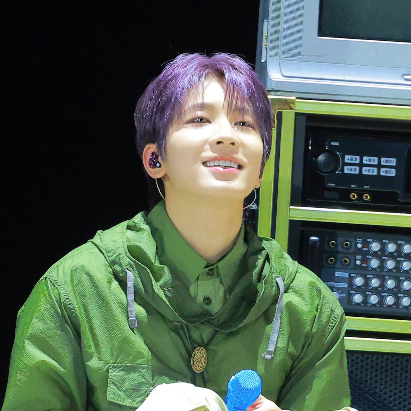 Recent activity shot of Wonwoo (SEVENTEEN)