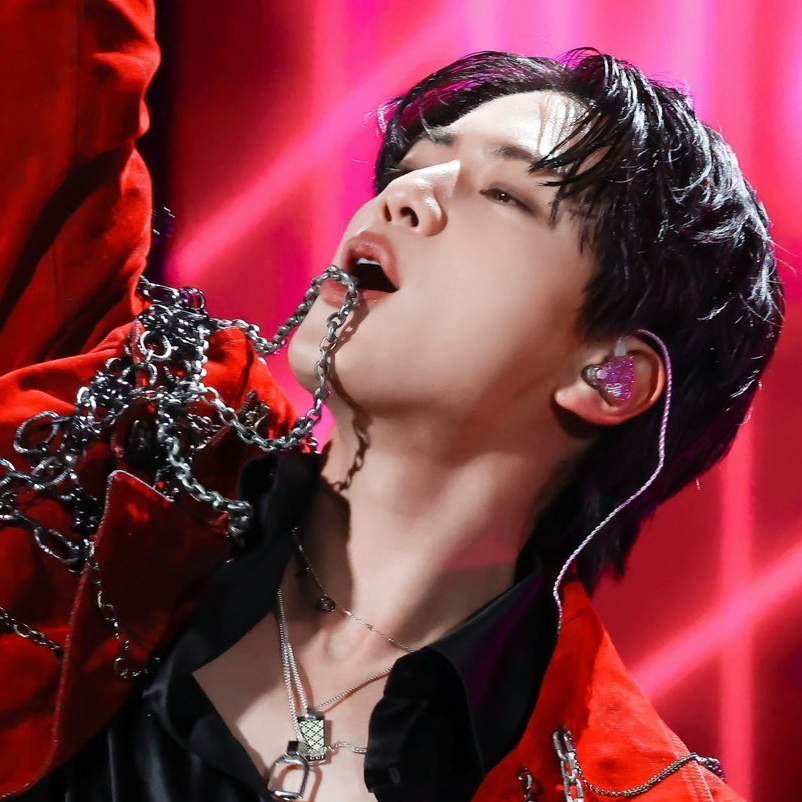 진 (방탄소년단)의 최신 사진