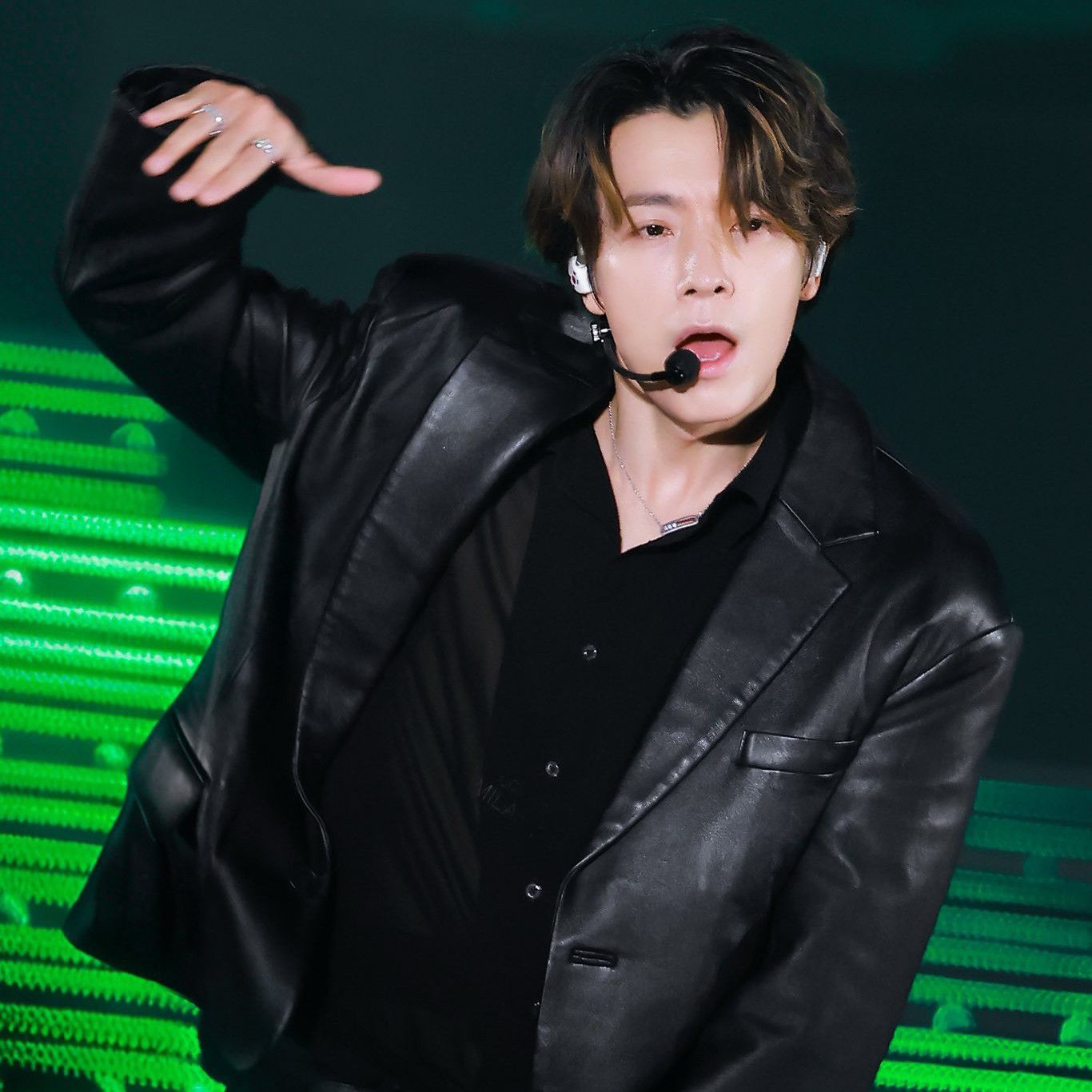 Latest photo of Donghae (Super Junior)