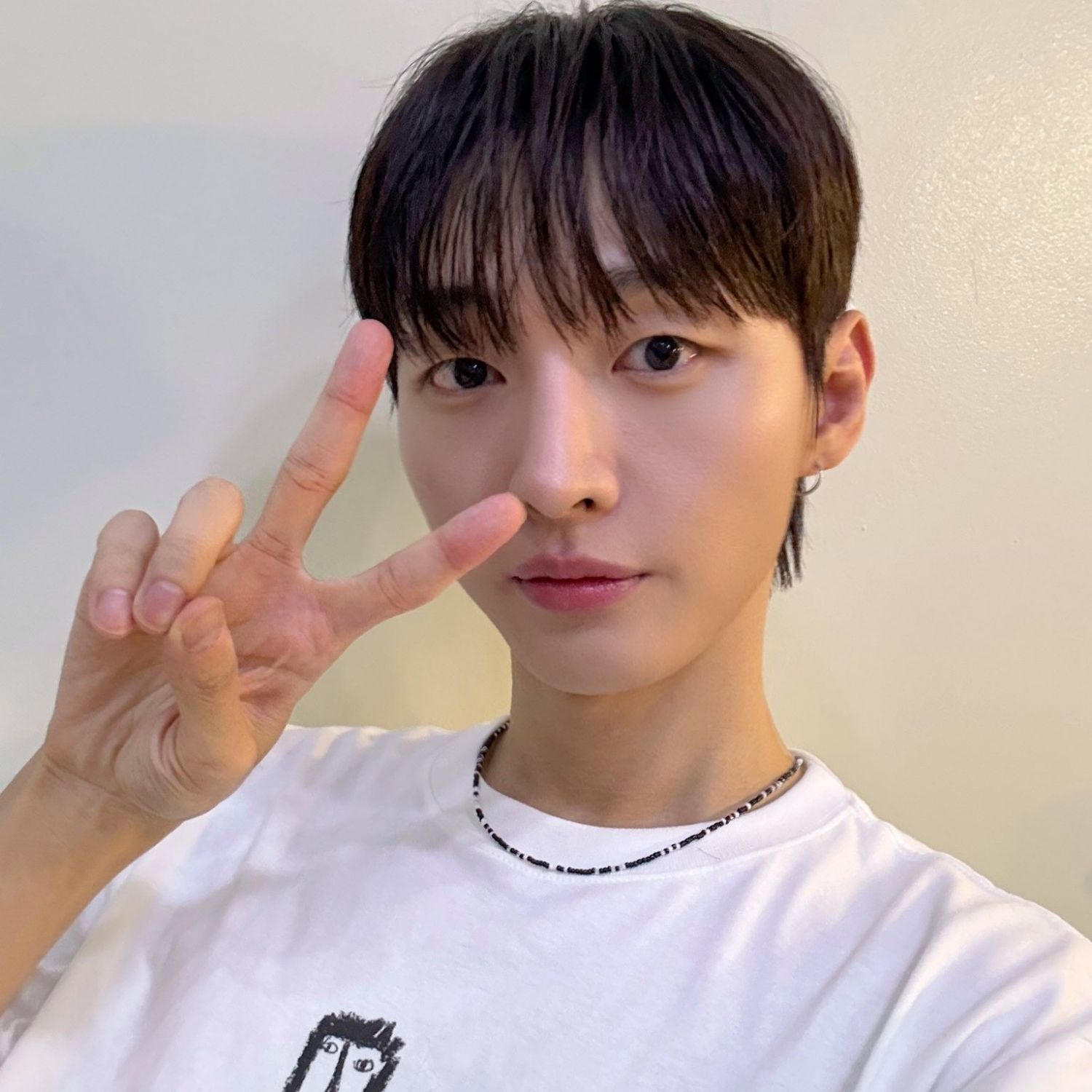 A moment captured by Yoon Jisung's fan