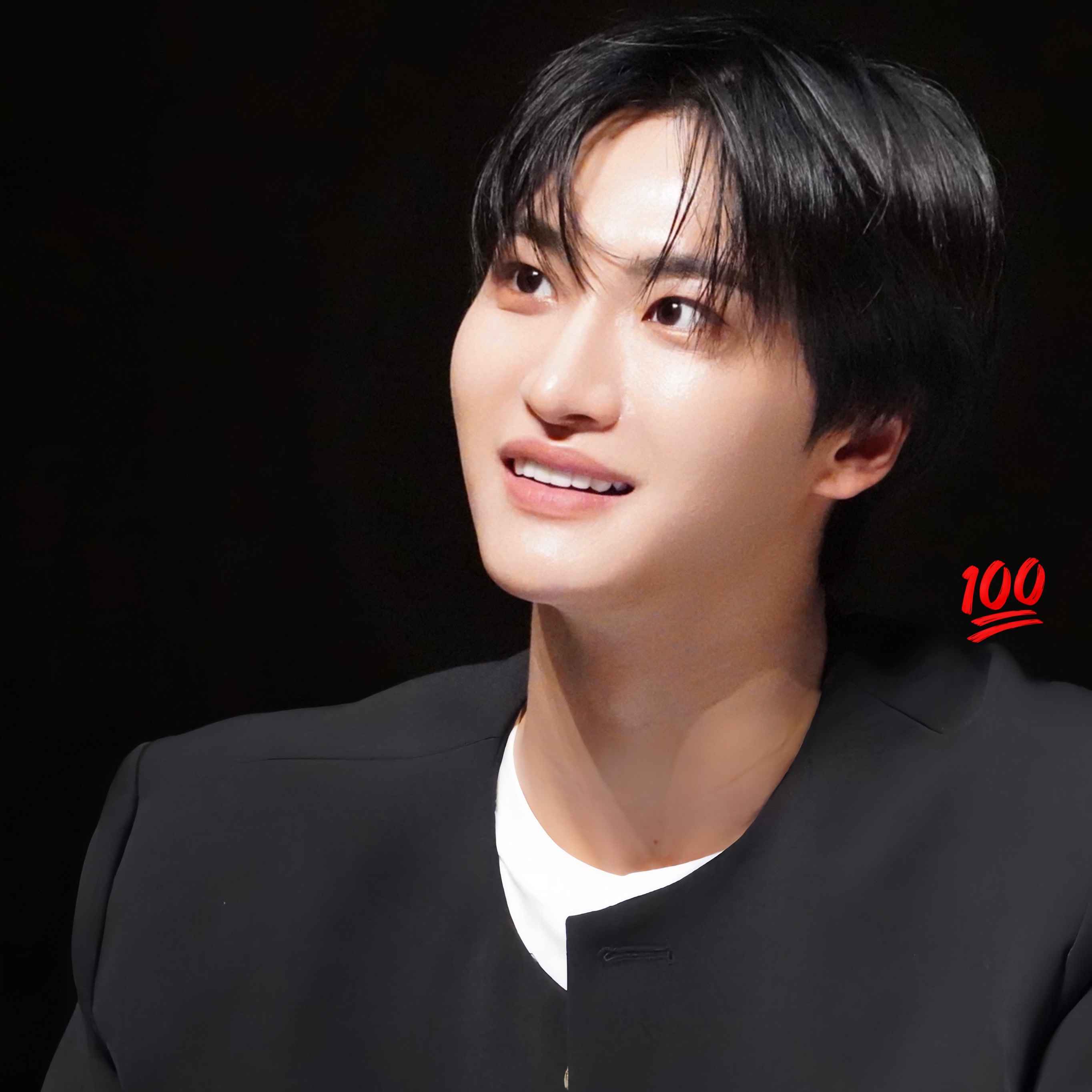 Latest photo of Seonghwa (ATEEZ)