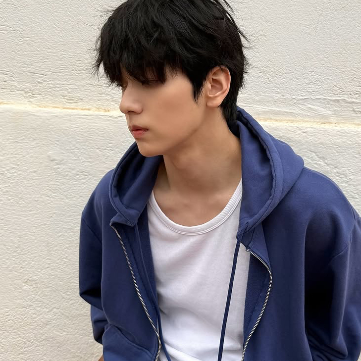 A moment captured by Soobin (TOMORROW X TOGETHER)'s fan