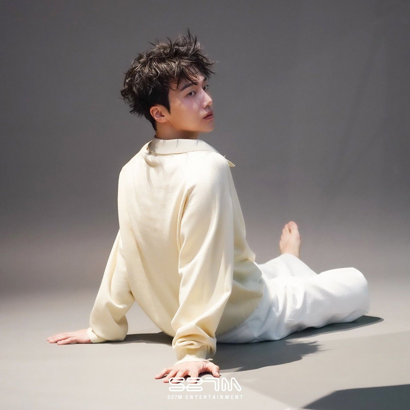 A moment captured by Jinho (PENTAGON)'s fan