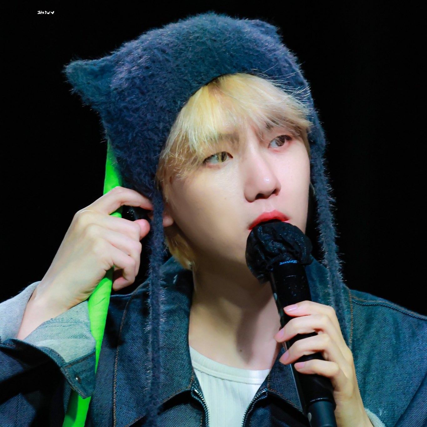 Recent activity shot of Baekhyun (EXO)