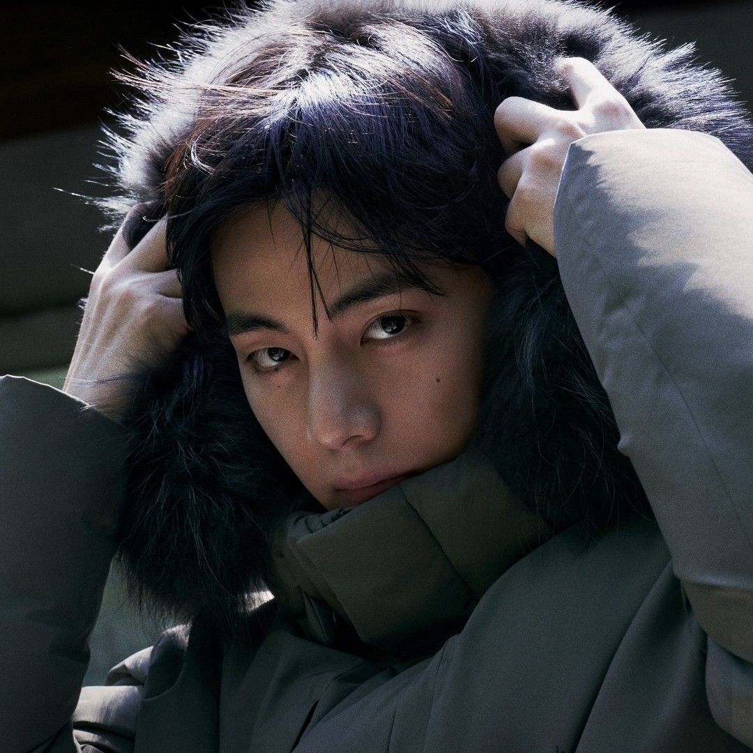 V (BTS)の最新写真