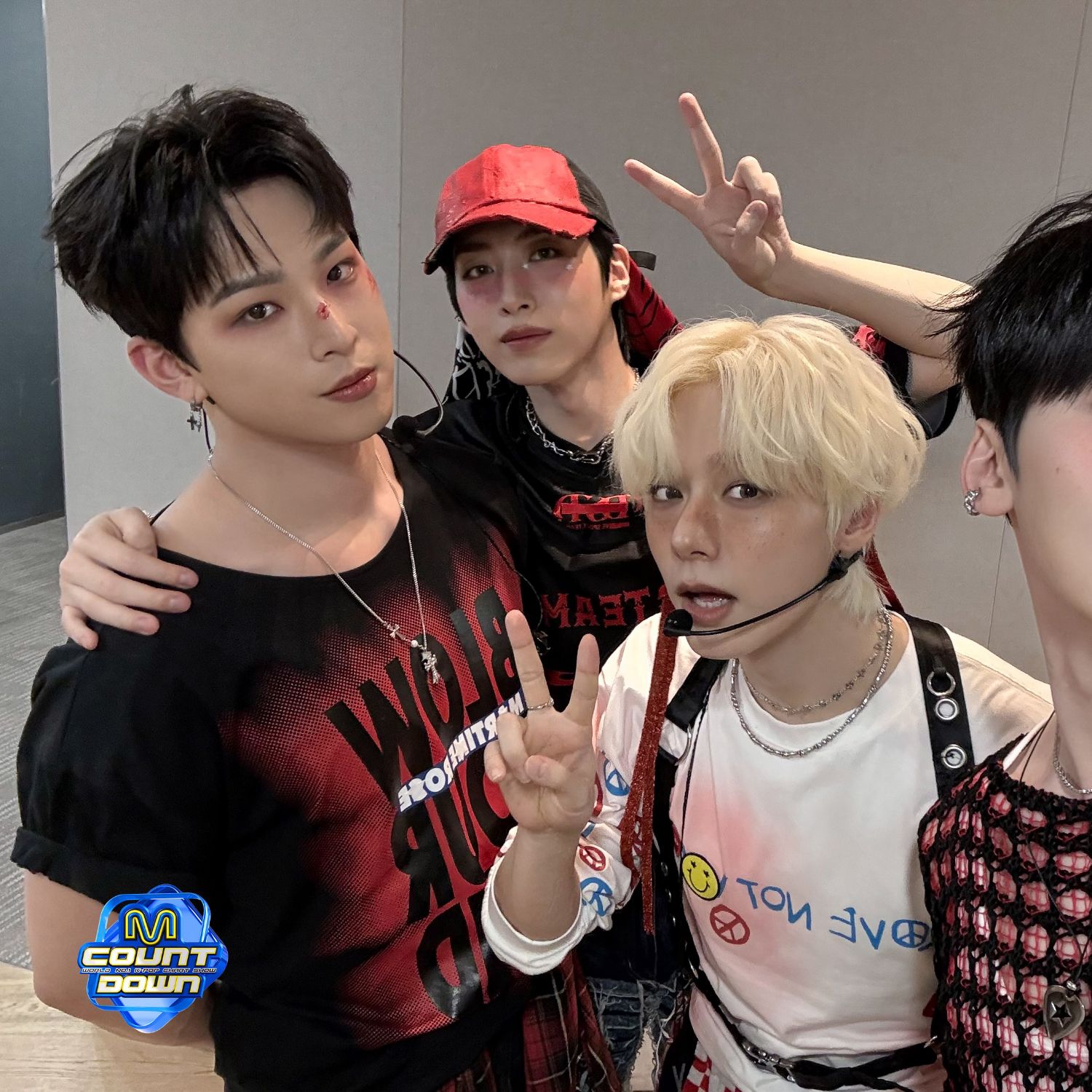 Latest photo of LEE DO (ONEUS)