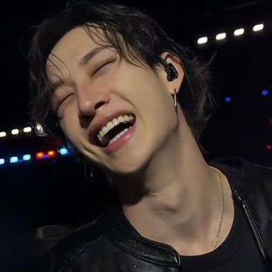 Momen yang diabadikan oleh penggemar Bang Chan (Stray Kids)