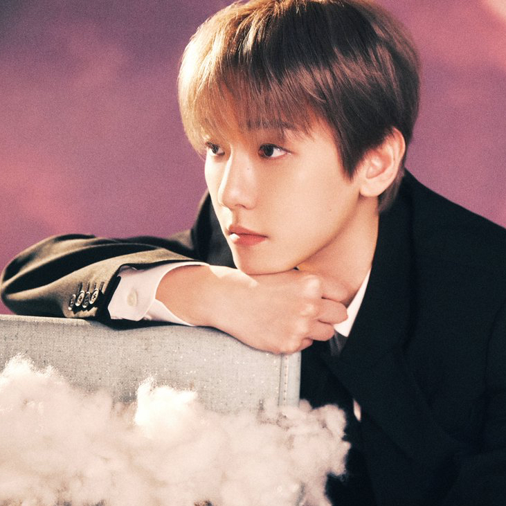 백현 (EXO)의 최신 사진