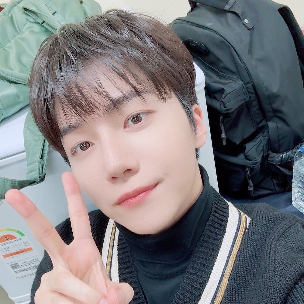Behind-the-scenes cut of Jinho (PENTAGON)