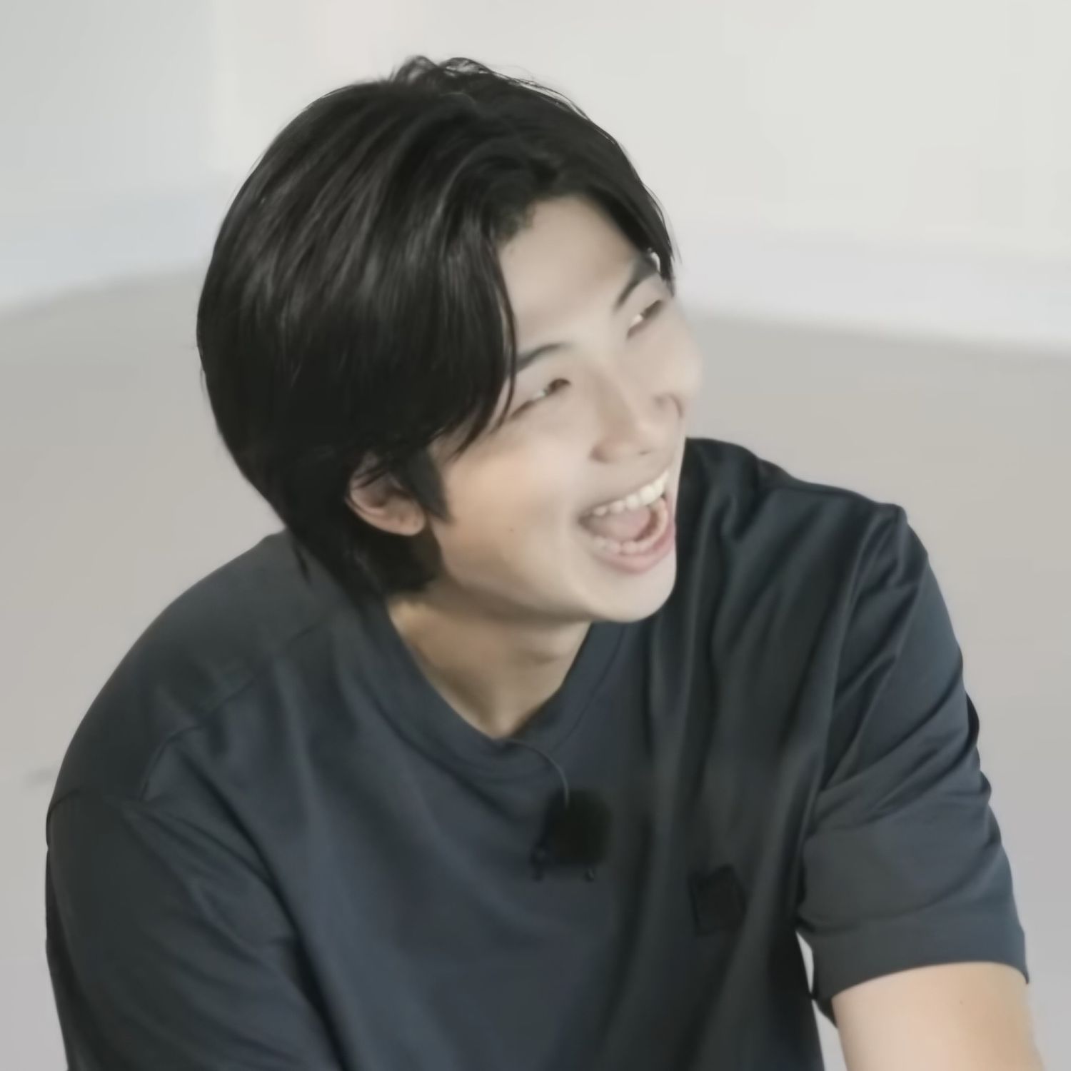 RM (방탄소년단)의 비하인드 컷