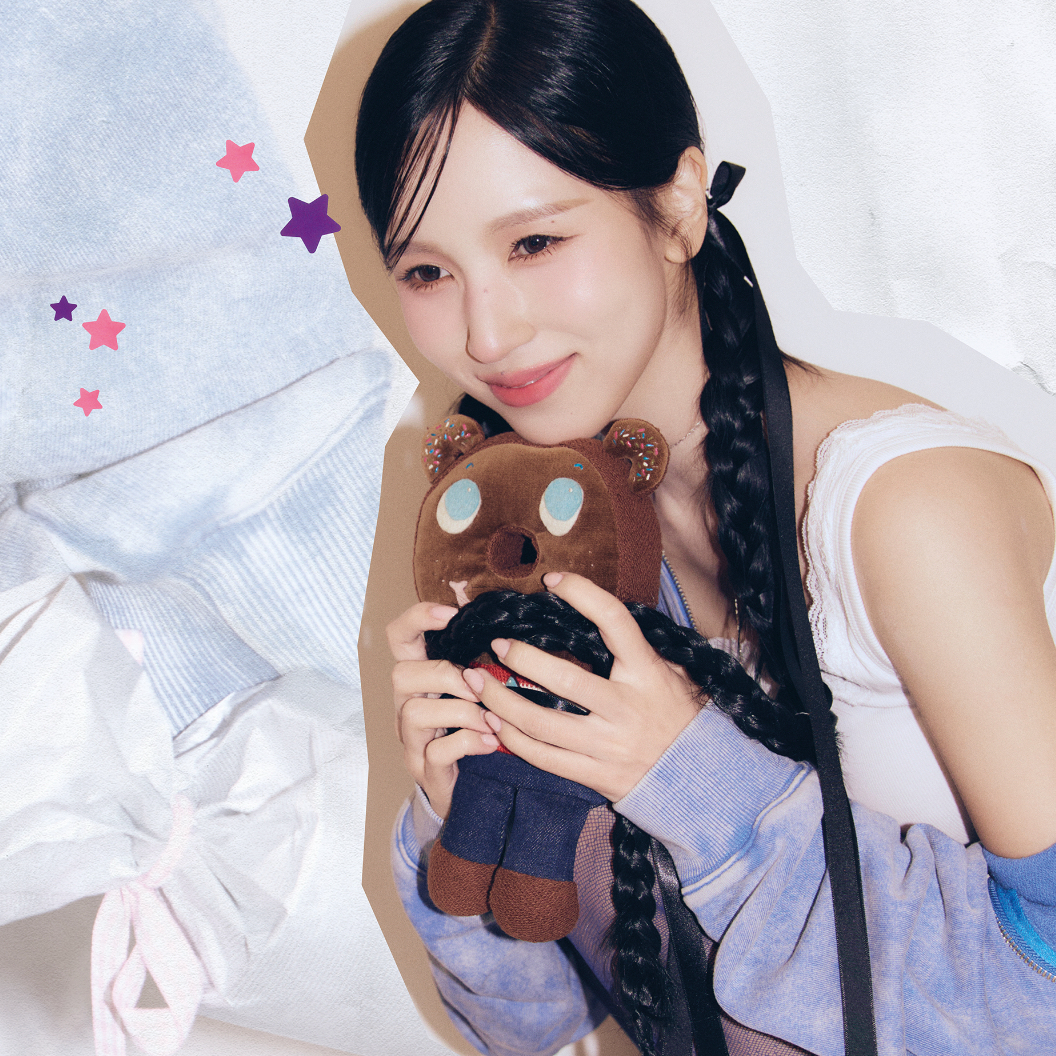 Behind-the-scenes cut of Mina (TWICE)