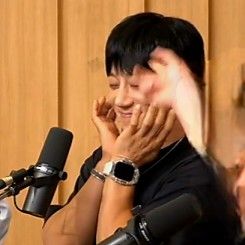Behind-the-scenes cut of Hwang Chiyeol