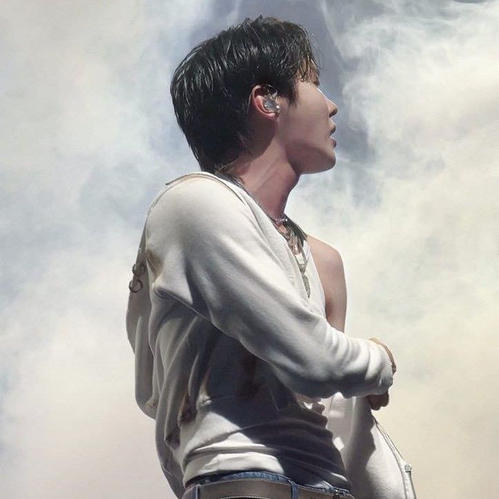 Momen yang diabadikan oleh penggemar BTS