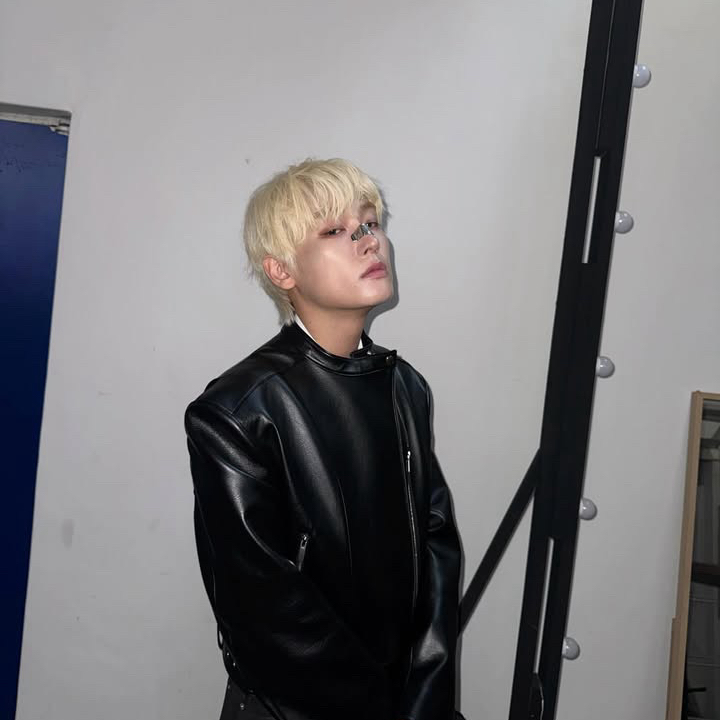 Behind-the-scenes cut of SF9