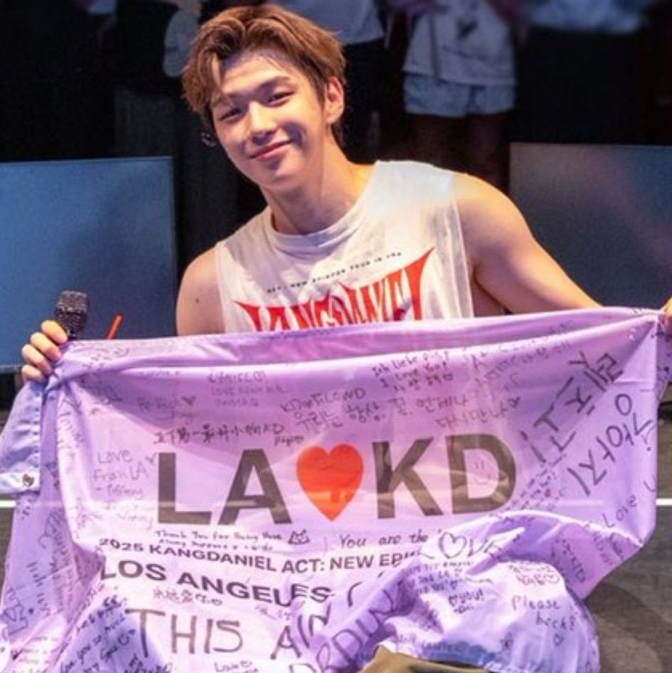 Latest photo of Kang Daniel
