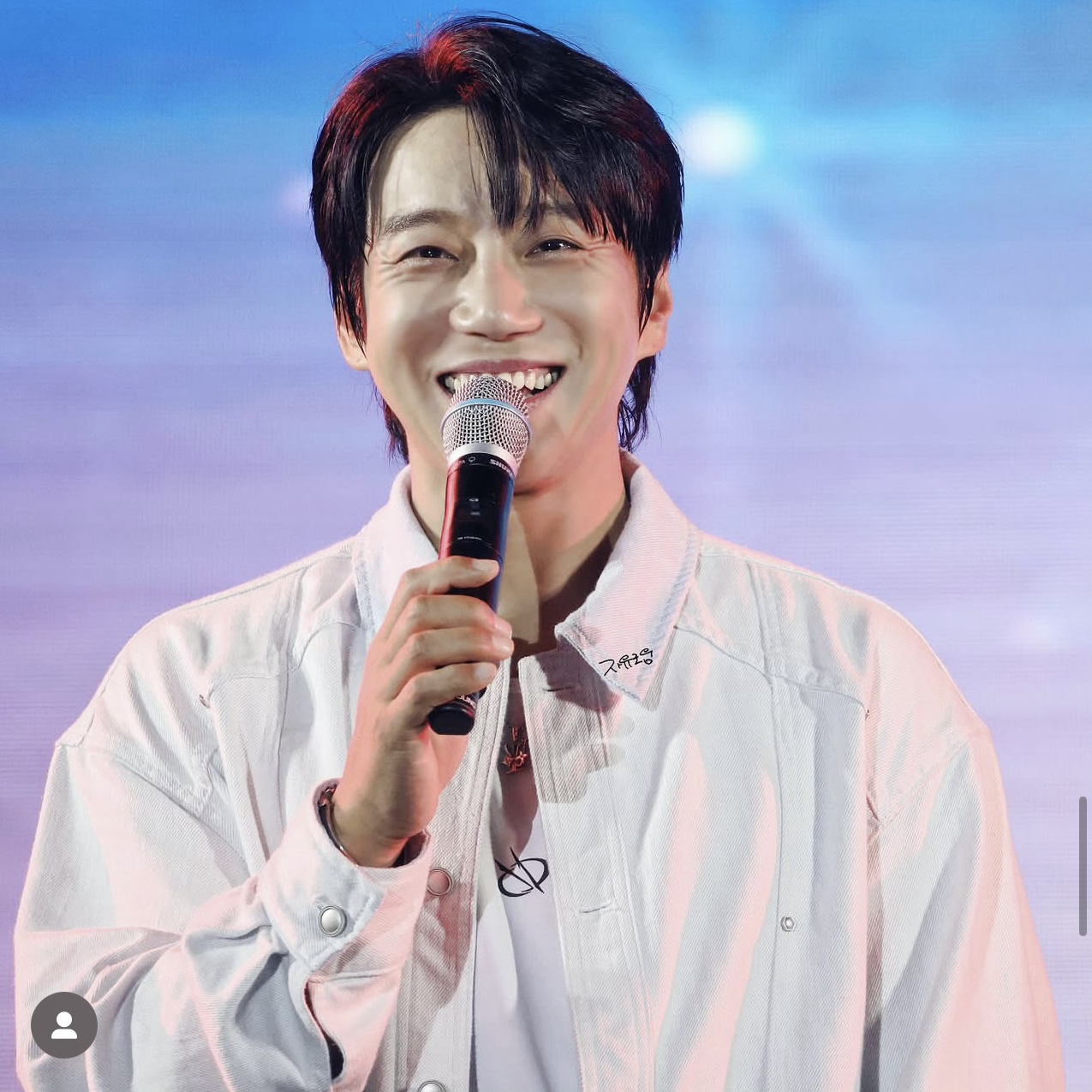 Behind-the-scenes cut of Hwang Chiyeol