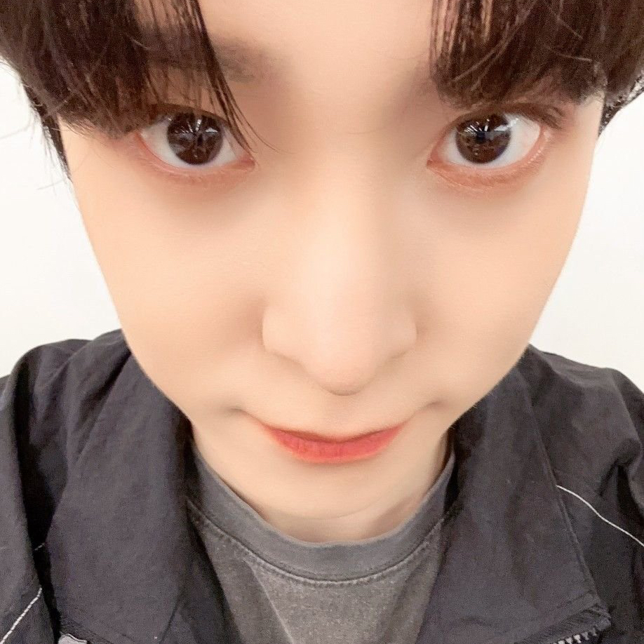 Behind-the-scenes cut of Yunho (ATEEZ)