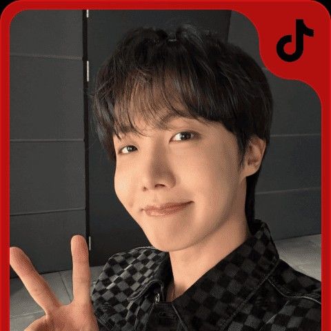 J-hope (防彈少年團)的最新活動照片