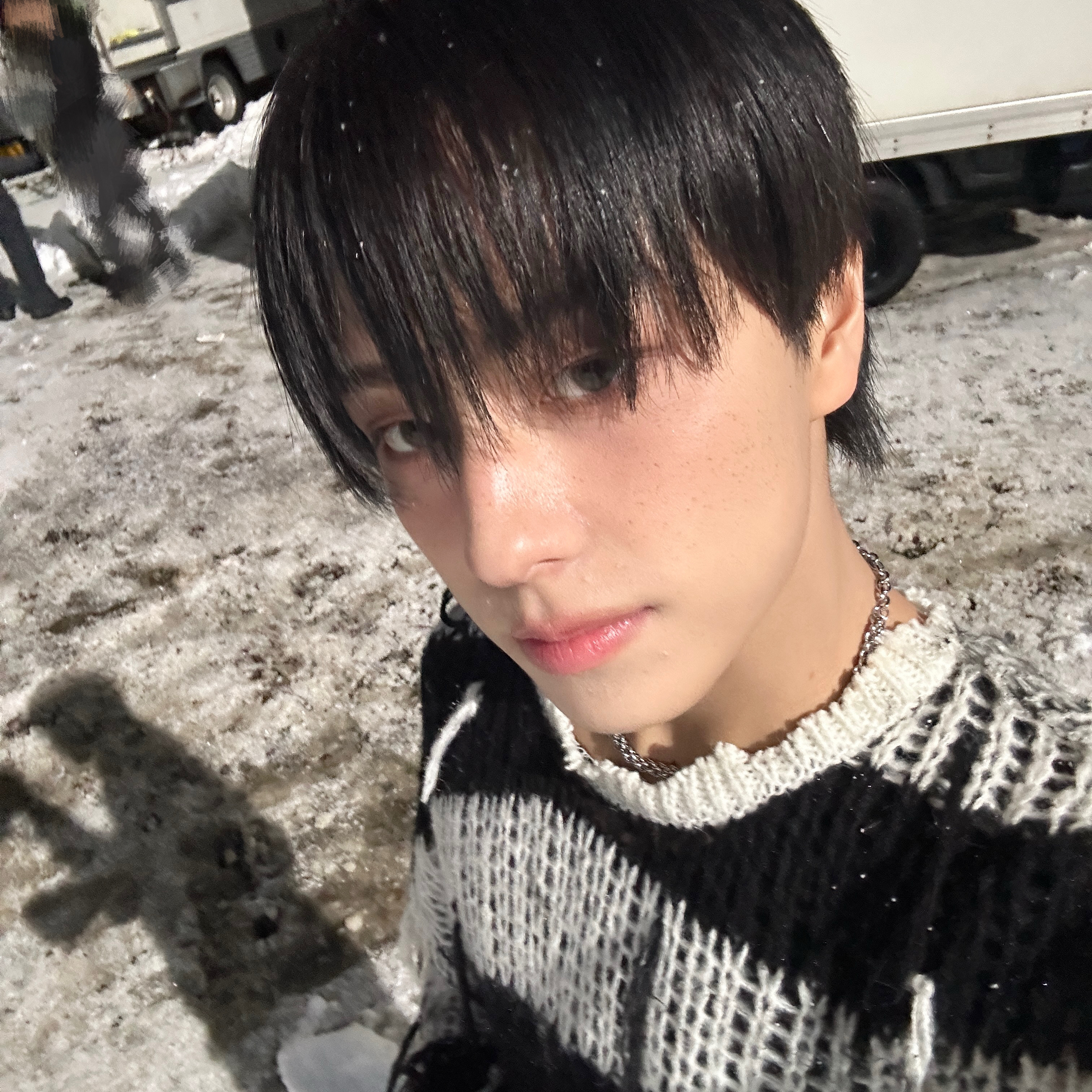 Behind-the-scenes cut of Taki (&TEAM)