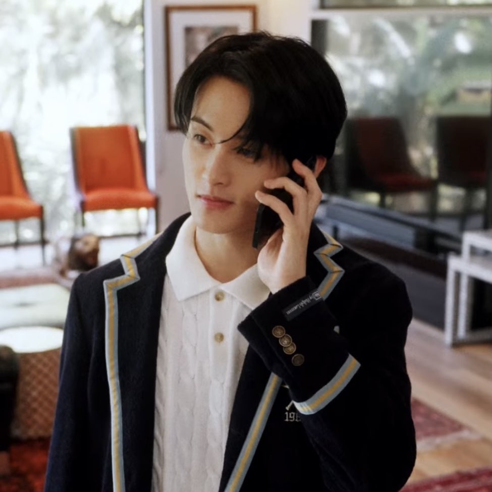 A moment captured by Mark (NCT 127, NCT DREAM)'s fan